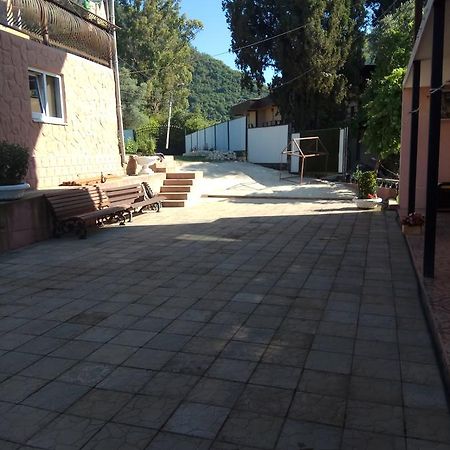 Guesthouse Rihanna New Athos Экстерьер фото